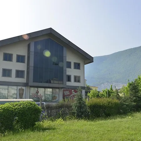 Yesil Yildirim 伯萨